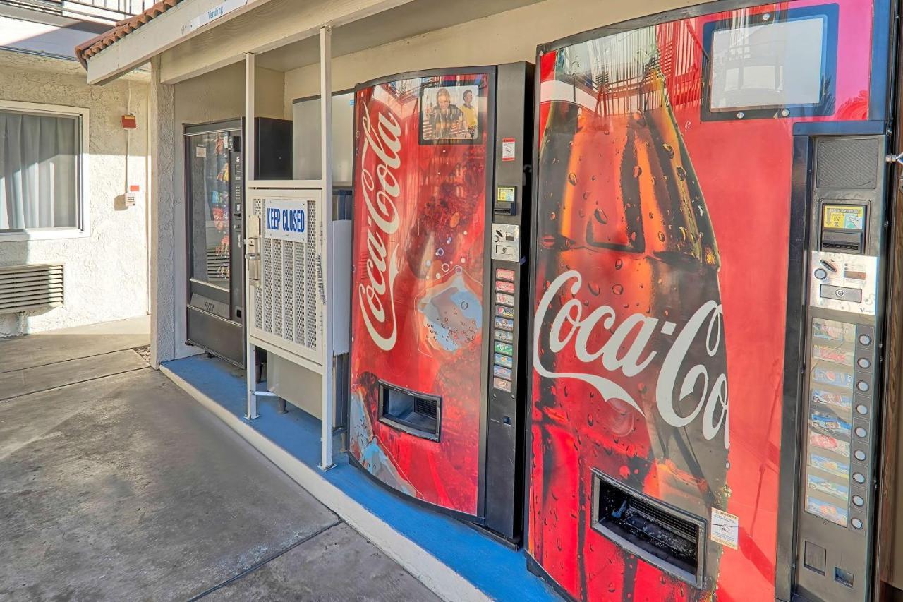 Motel 6-Lancaster, Ca Exterior photo